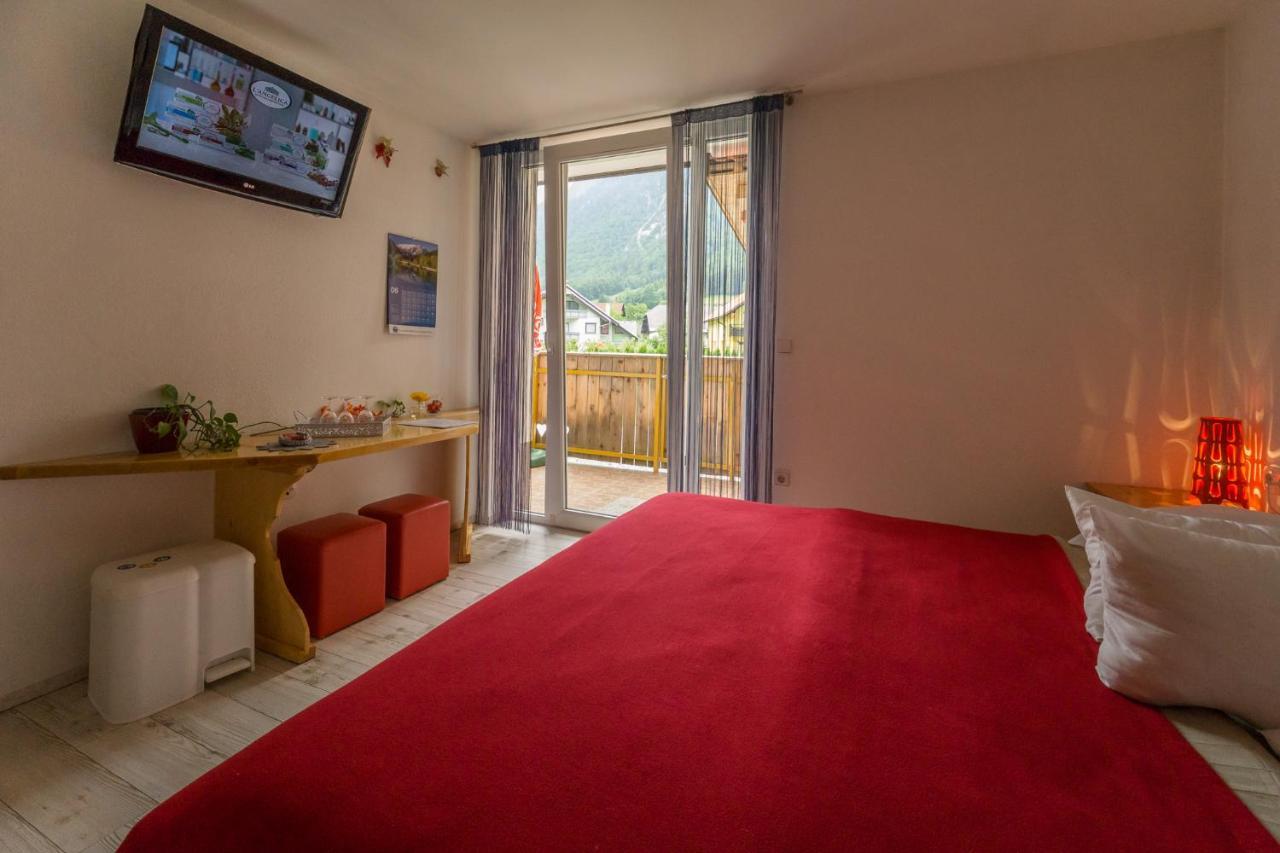 Aparthotel Pr' Jakapč' Mojstrana Exteriér fotografie