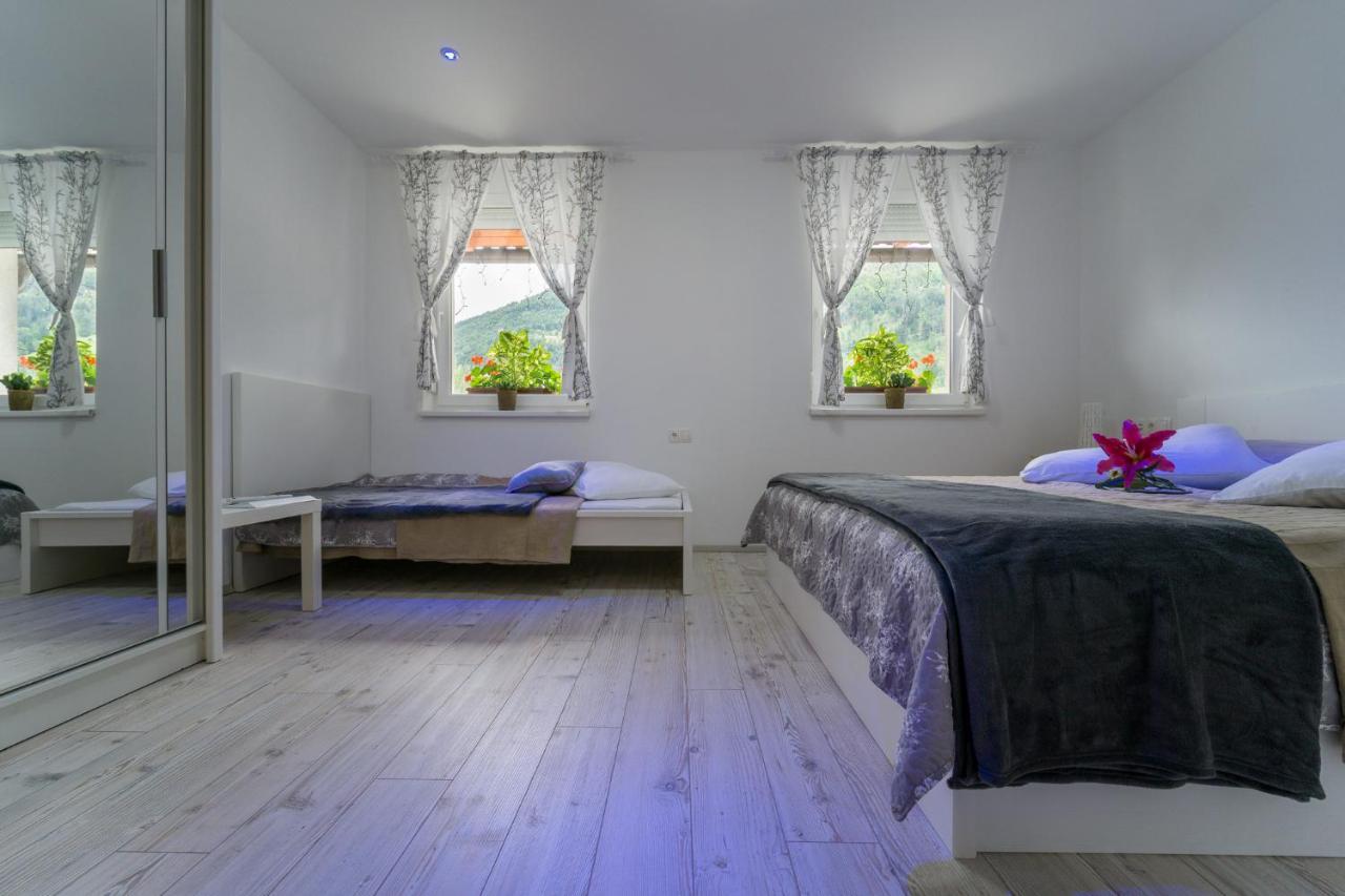 Aparthotel Pr' Jakapč' Mojstrana Exteriér fotografie