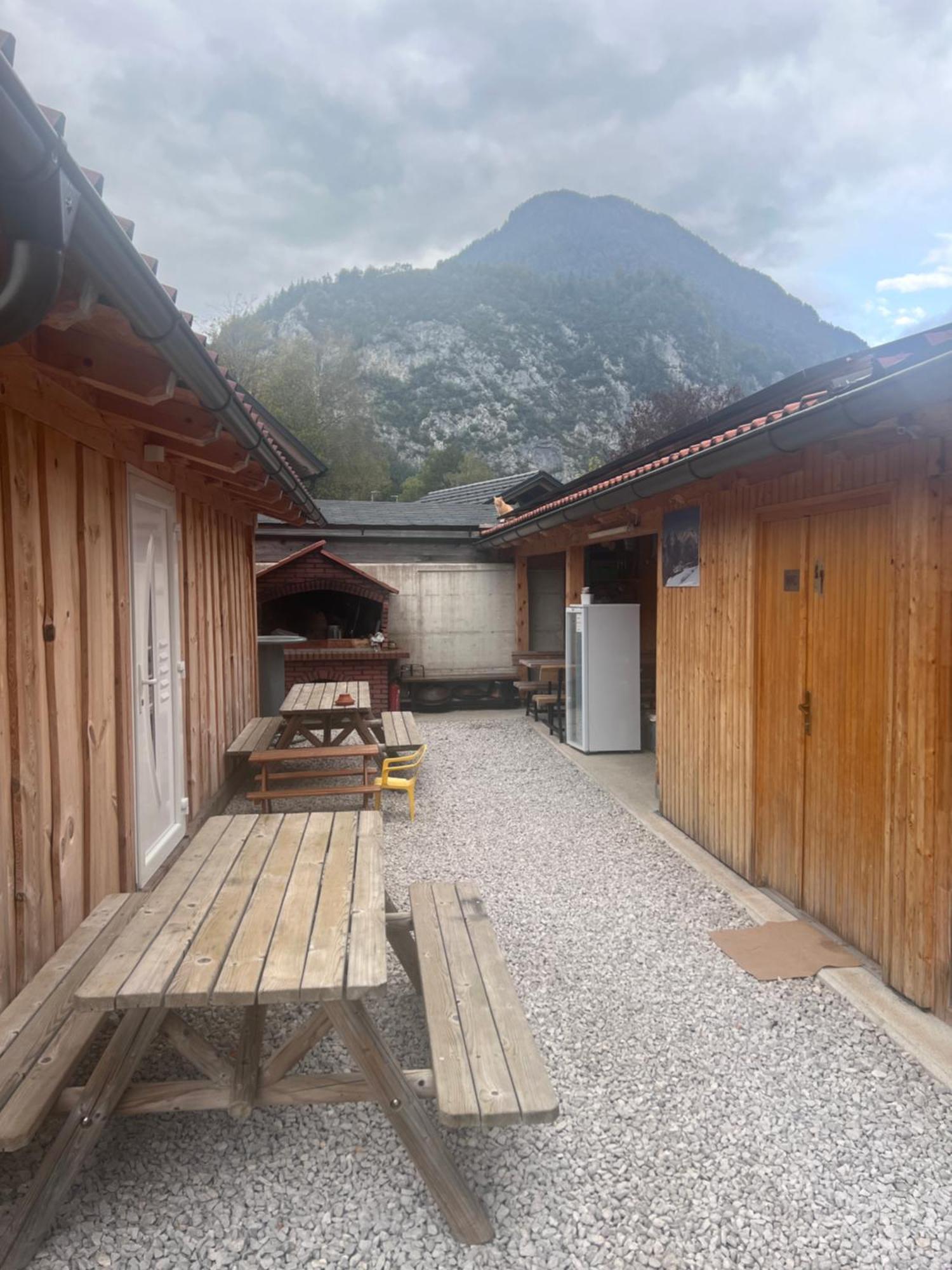 Aparthotel Pr' Jakapč' Mojstrana Exteriér fotografie