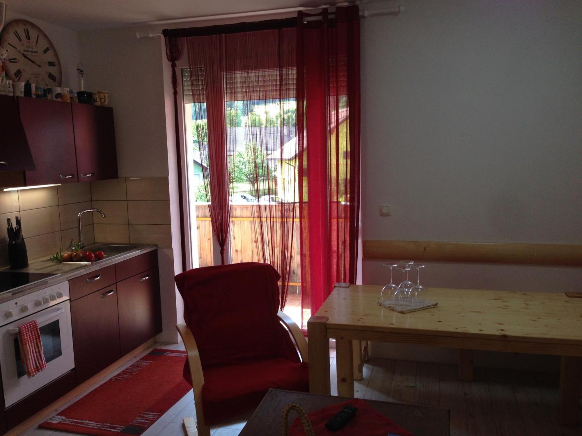 Aparthotel Pr' Jakapč' Mojstrana Pokoj fotografie